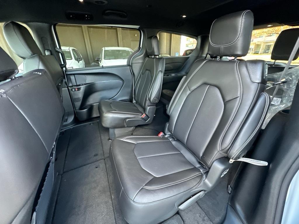 new 2026 Chrysler Pacifica car, priced at $40,999