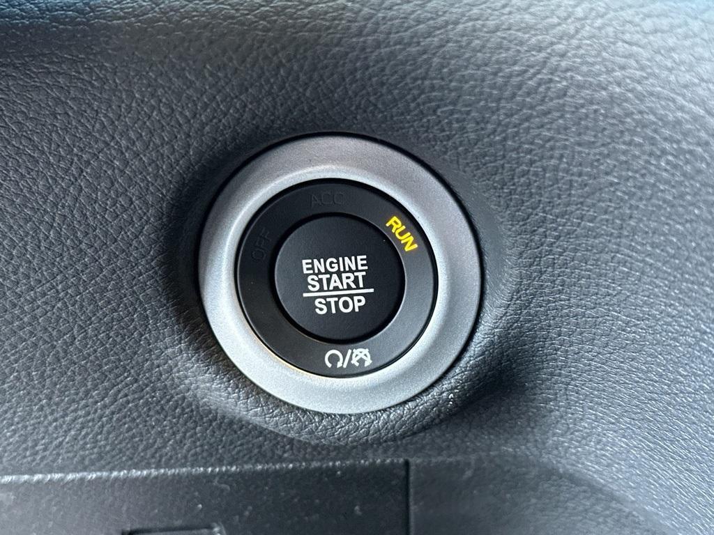 new 2026 Chrysler Pacifica car, priced at $40,999