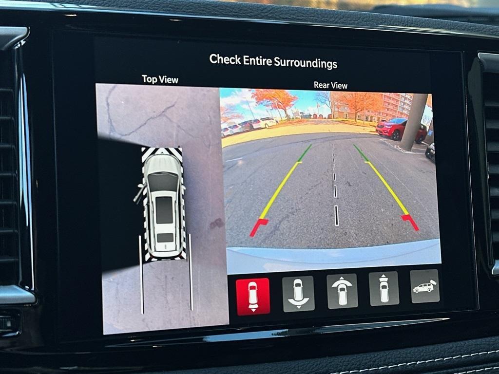 new 2026 Chrysler Pacifica car, priced at $40,999