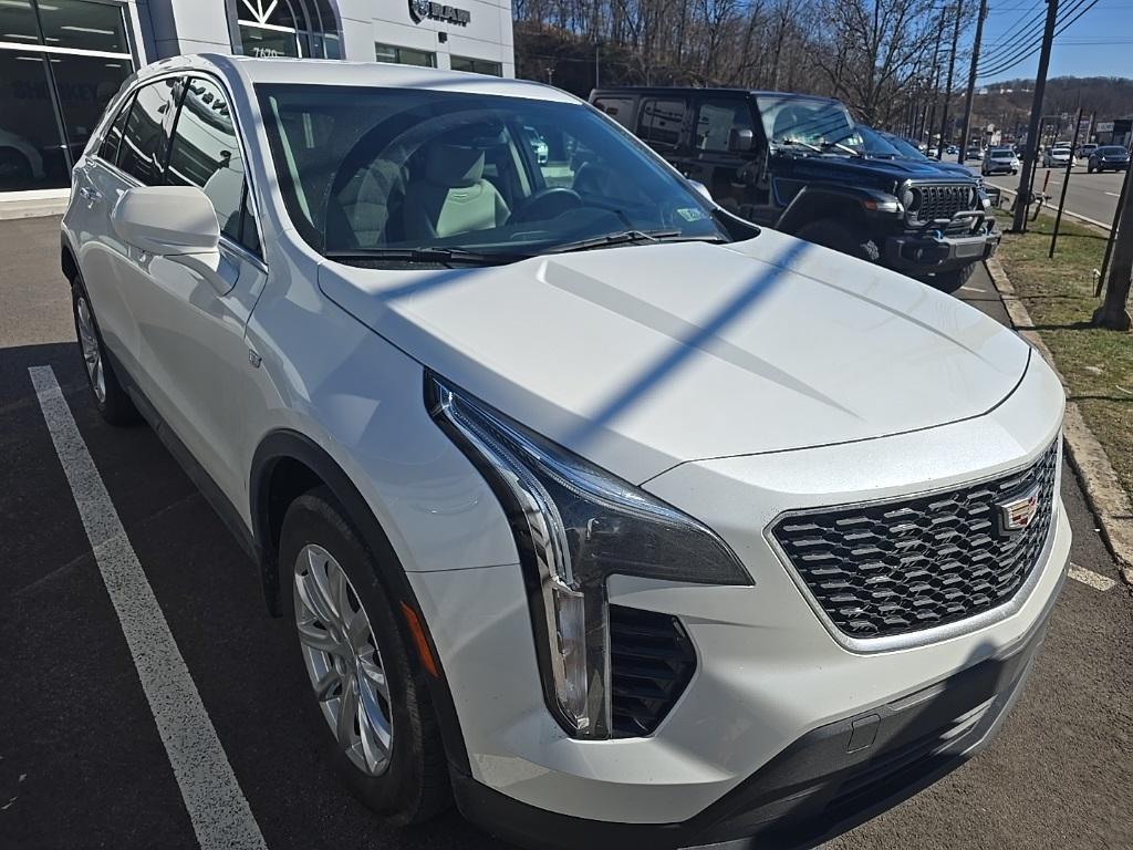 used 2023 Cadillac XT4 car, priced at $27,317