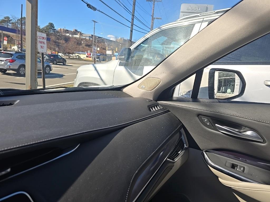 used 2023 Cadillac XT4 car, priced at $27,317