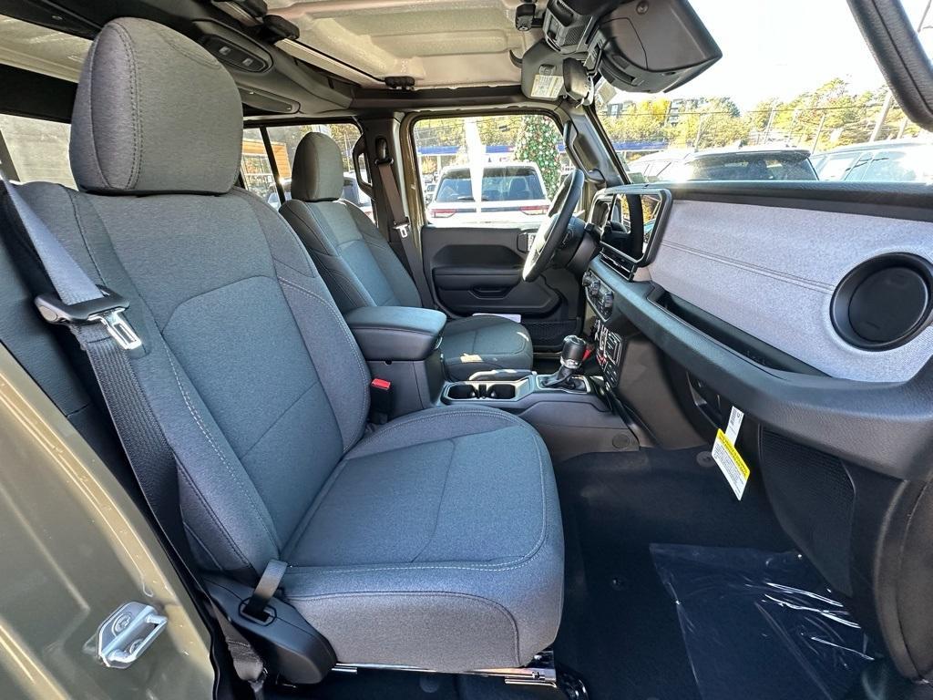 new 2026 Jeep Gladiator car, priced at $54,480