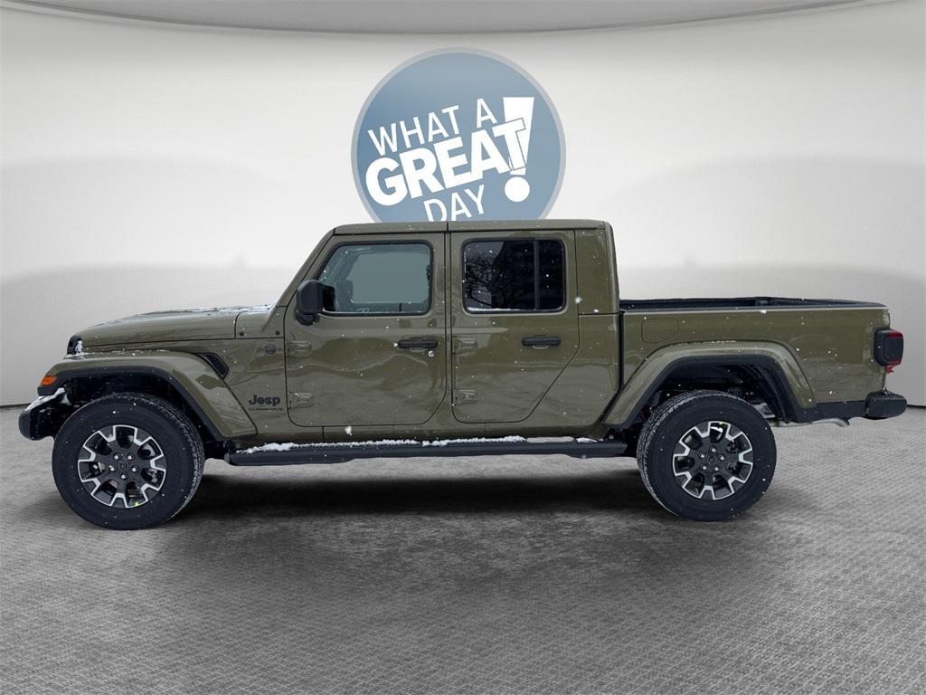 new 2026 Jeep Gladiator car, priced at $53,980