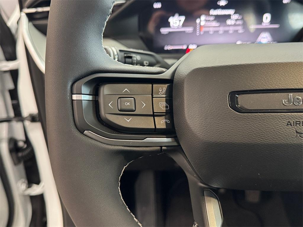 new 2026 Jeep Cherokee car, priced at $42,220