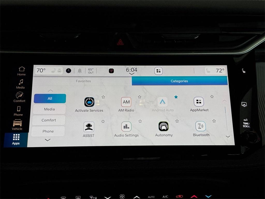 new 2026 Jeep Cherokee car, priced at $42,220