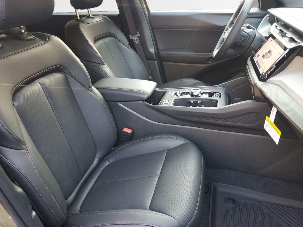 new 2026 Jeep Cherokee car, priced at $42,748