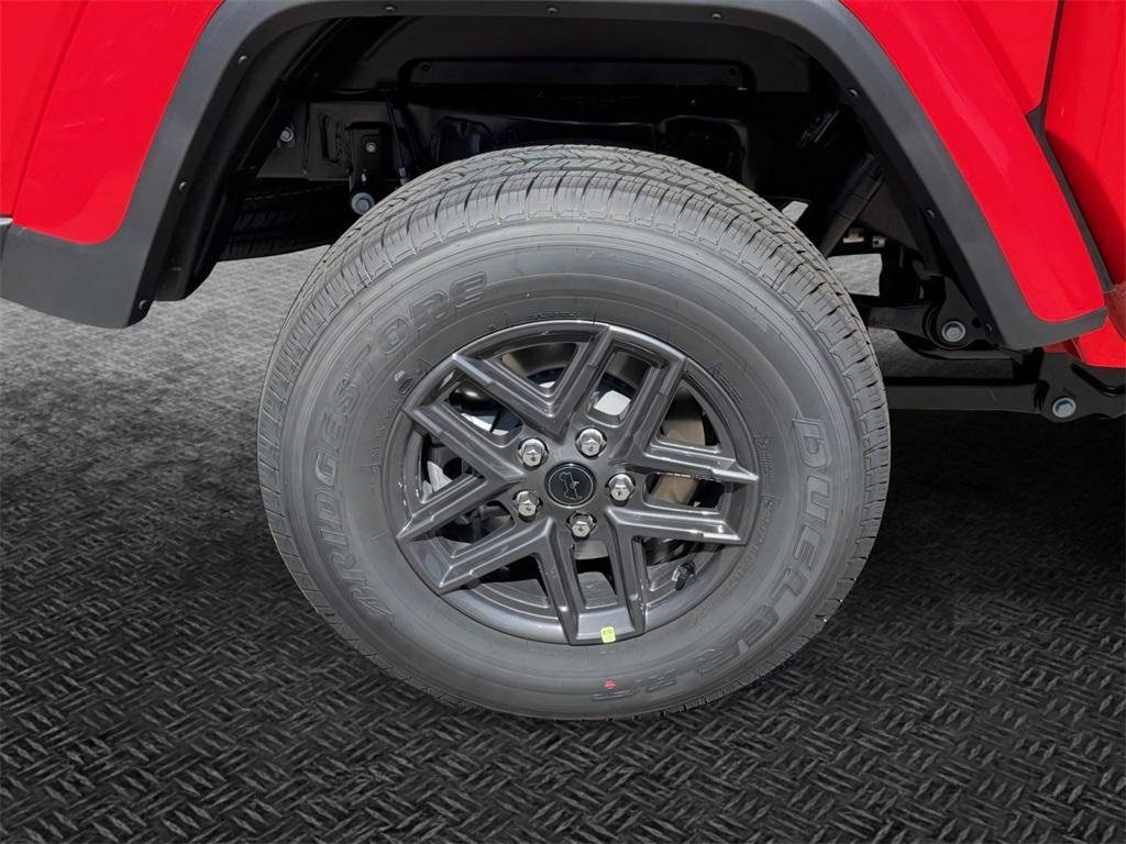 new 2025 Jeep Gladiator car, priced at $42,192