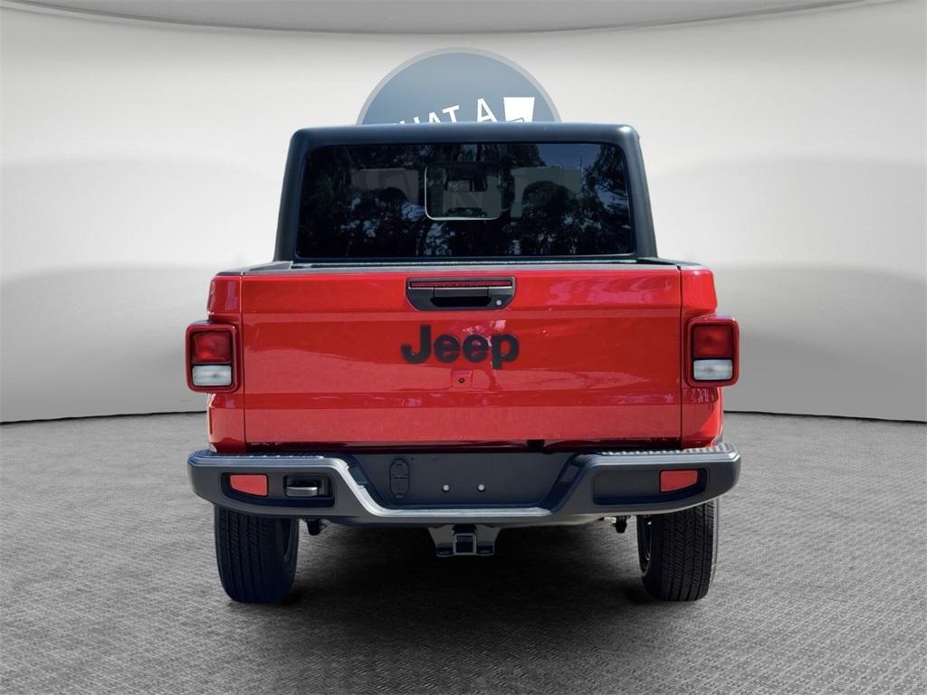 new 2025 Jeep Gladiator car, priced at $42,192