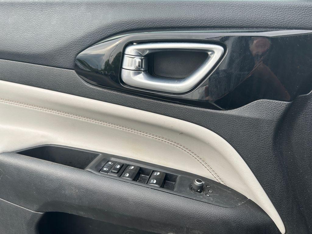 used 2023 Jeep Compass car, priced at $24,467