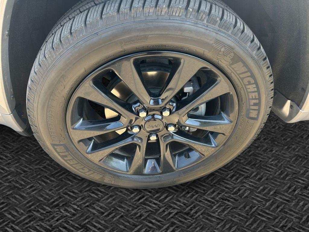 used 2019 Jeep Grand Cherokee car, priced at $19,455