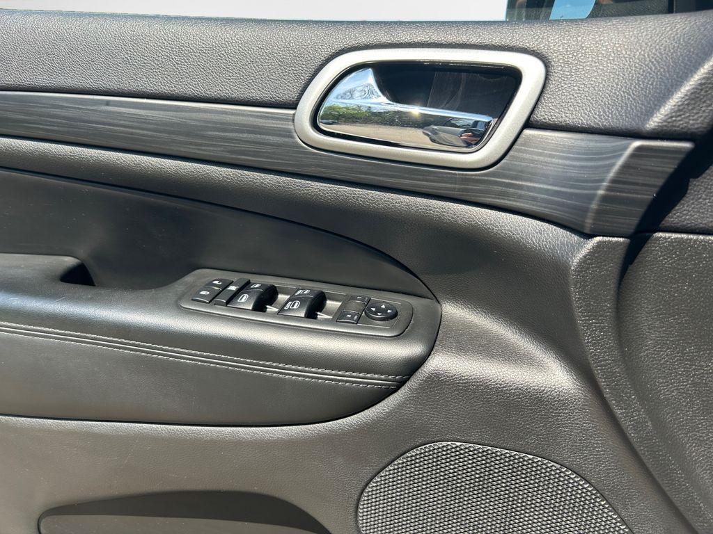 used 2019 Jeep Grand Cherokee car, priced at $19,455