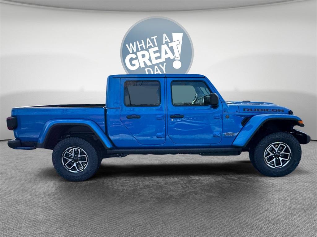 new 2026 Jeep Gladiator car, priced at $57,362