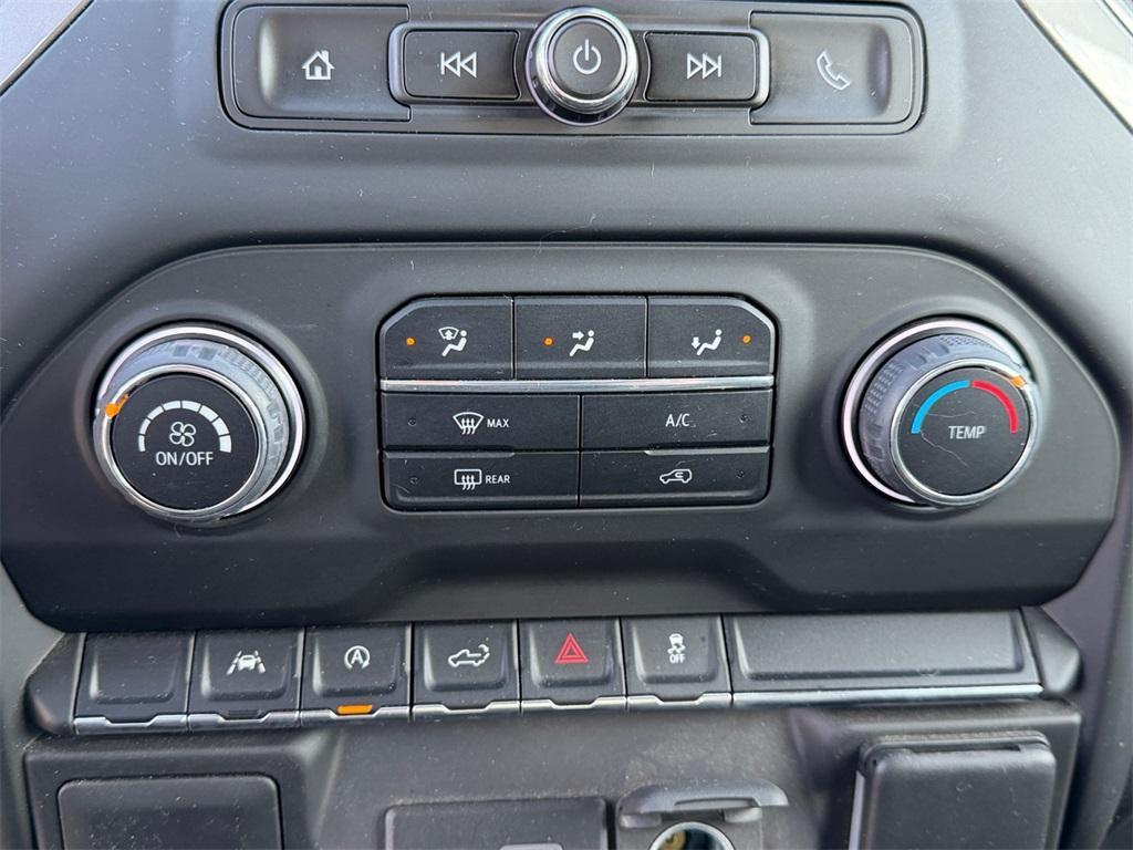 used 2023 Chevrolet Silverado 1500 car, priced at $31,989