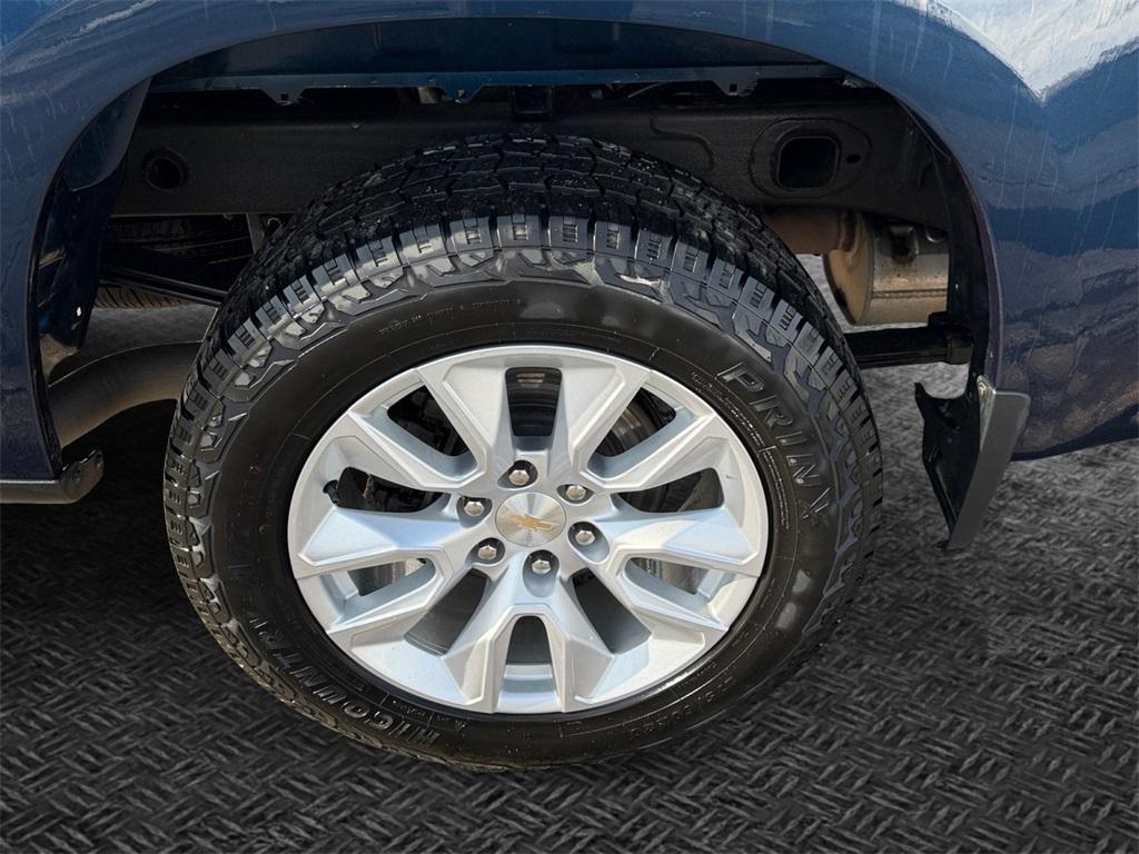 used 2023 Chevrolet Silverado 1500 car, priced at $31,989