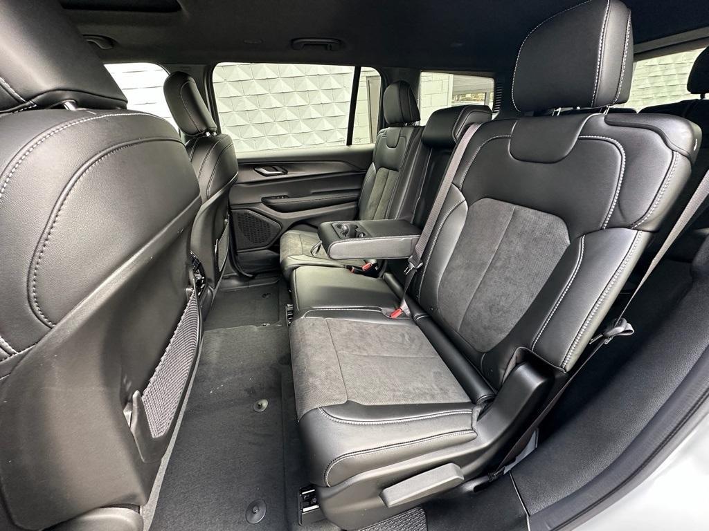 new 2025 Jeep Grand Cherokee L car, priced at $41,499