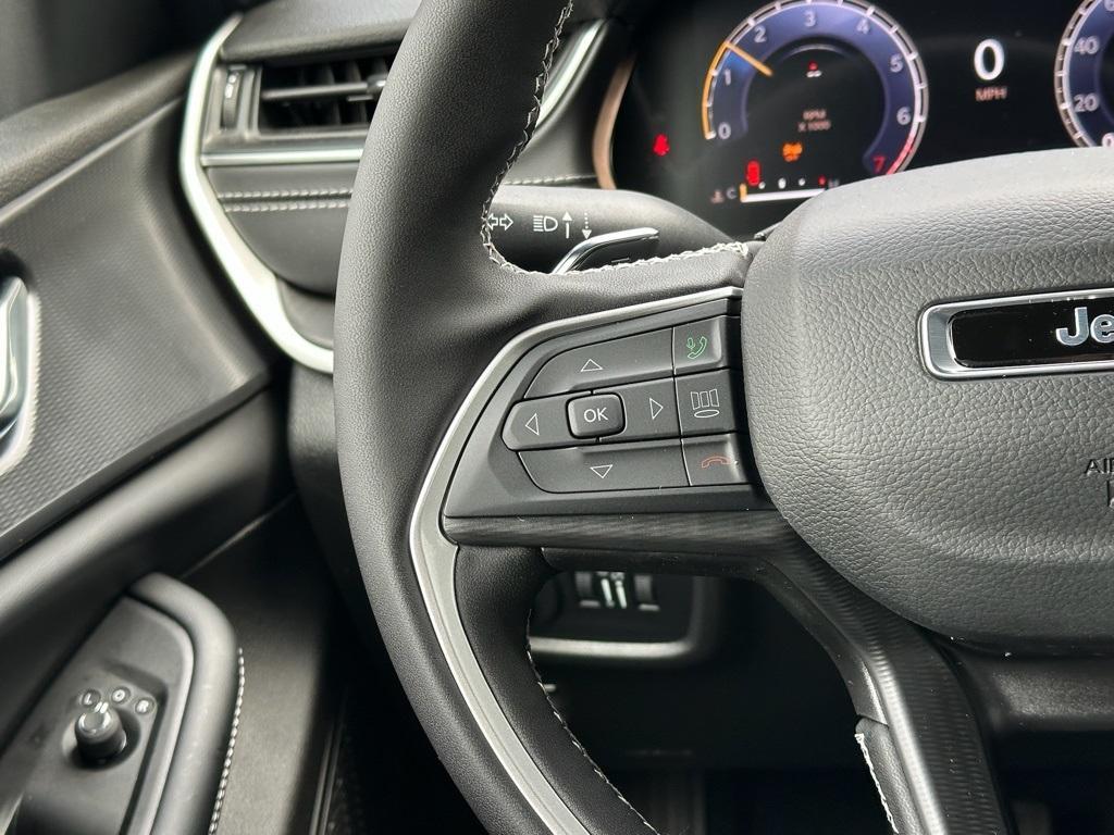 new 2025 Jeep Grand Cherokee L car, priced at $41,499