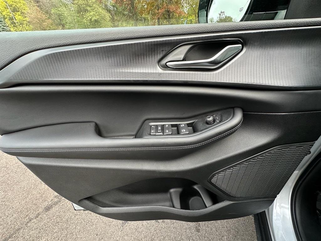 new 2025 Jeep Grand Cherokee L car, priced at $41,499