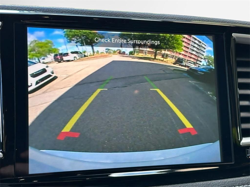 new 2026 Chrysler Pacifica car, priced at $39,796