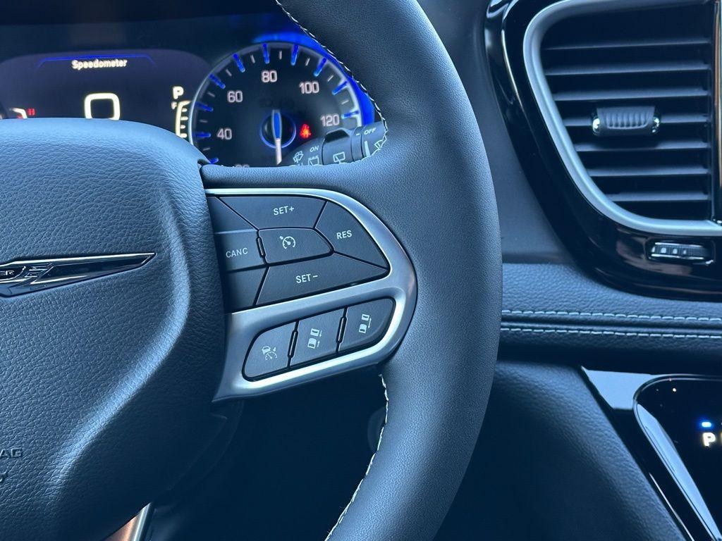 new 2026 Chrysler Pacifica car, priced at $45,723