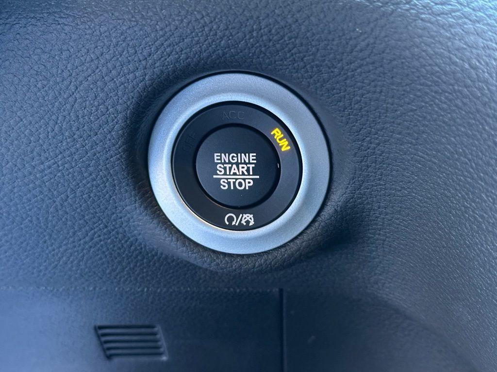 new 2026 Chrysler Pacifica car, priced at $45,723