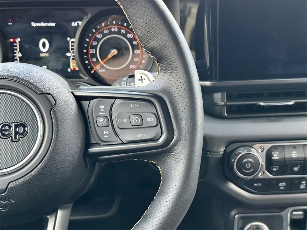 new 2025 Jeep Wrangler car, priced at $87,999