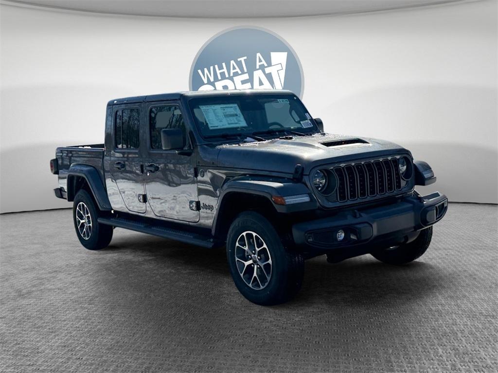 new 2026 Jeep Gladiator car, priced at $48,409