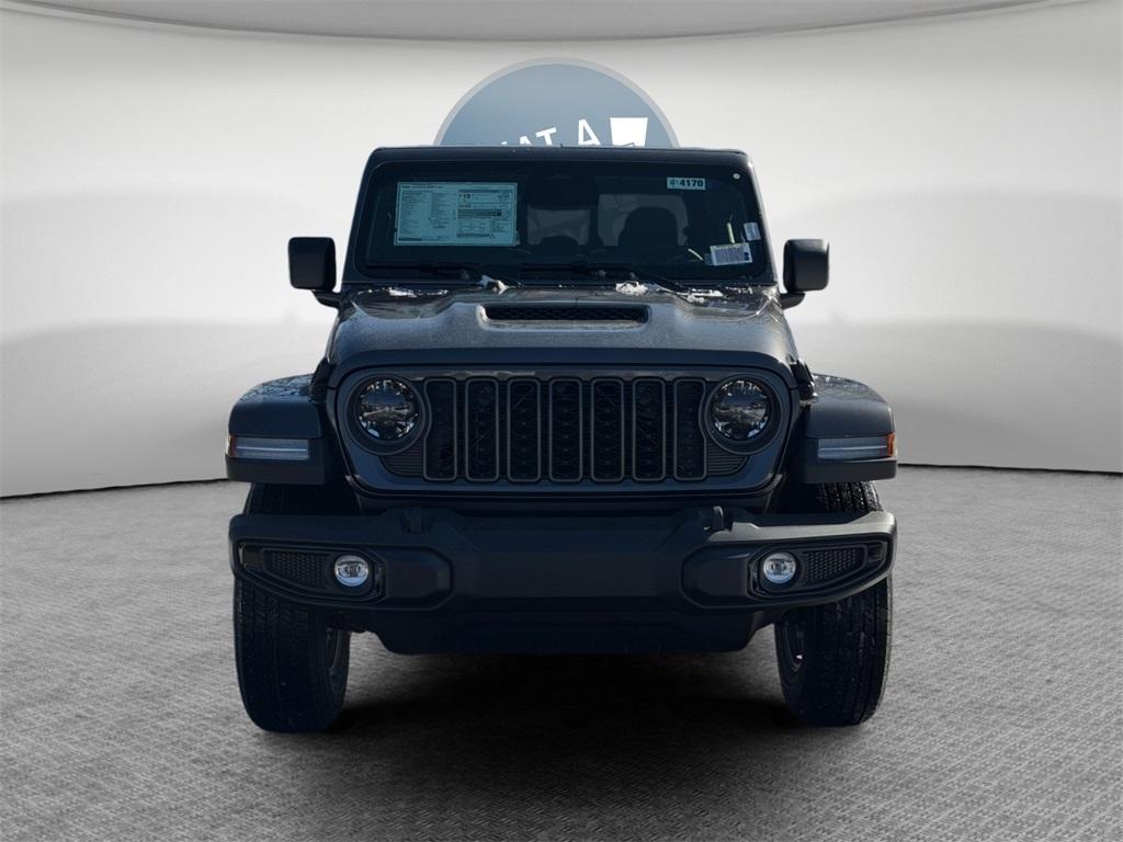 new 2026 Jeep Gladiator car, priced at $48,409