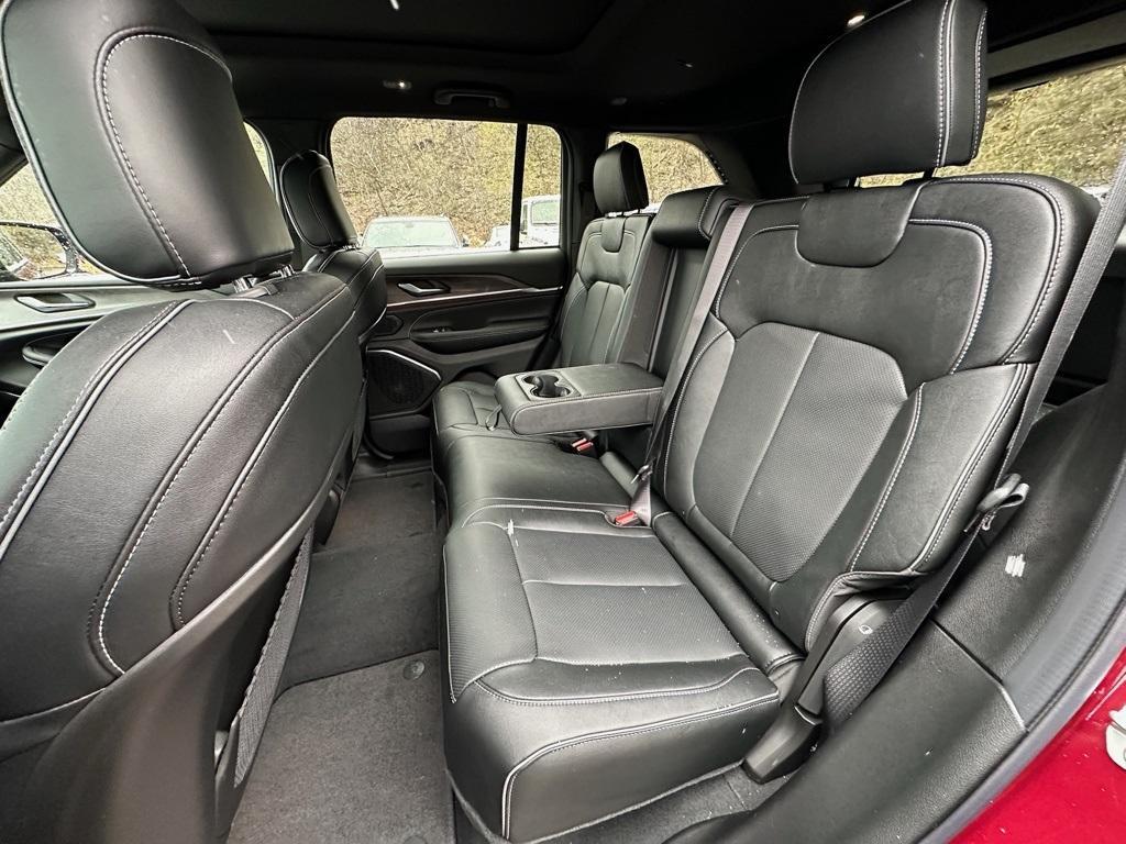 new 2025 Jeep Grand Cherokee car, priced at $55,364