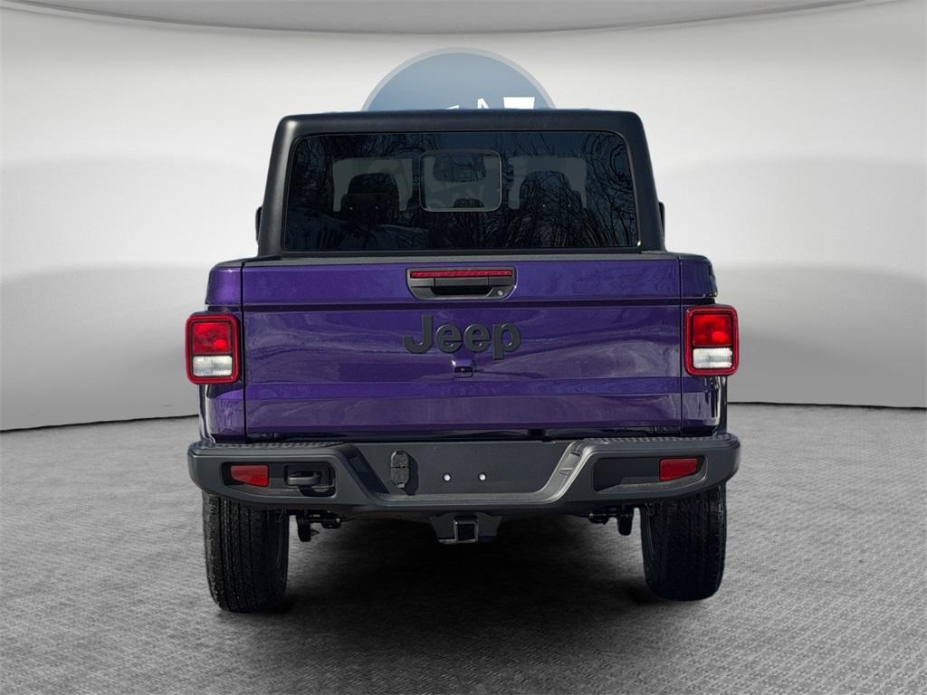 new 2026 Jeep Gladiator car, priced at $46,594