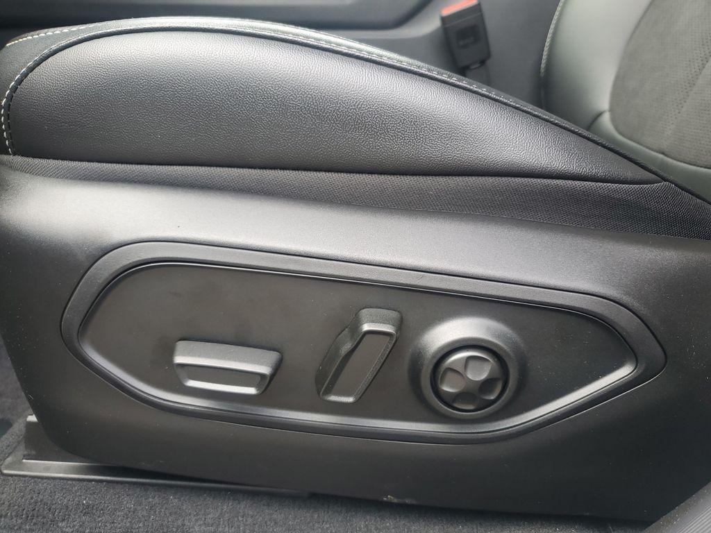 new 2025 Jeep Grand Cherokee car, priced at $39,970