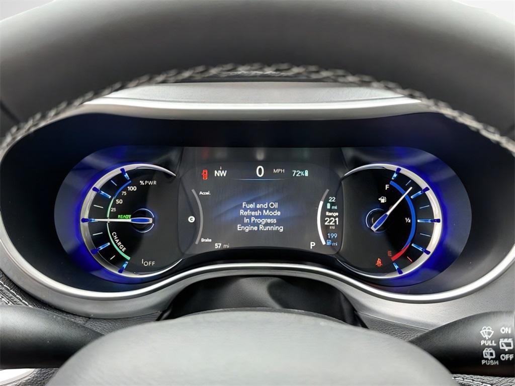 new 2022 Chrysler Pacifica Hybrid car, priced at $39,999