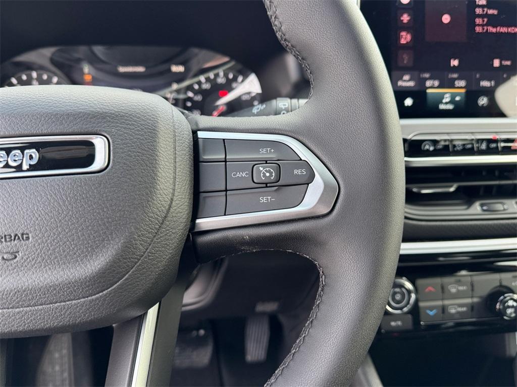 new 2026 Jeep Compass car, priced at $33,805