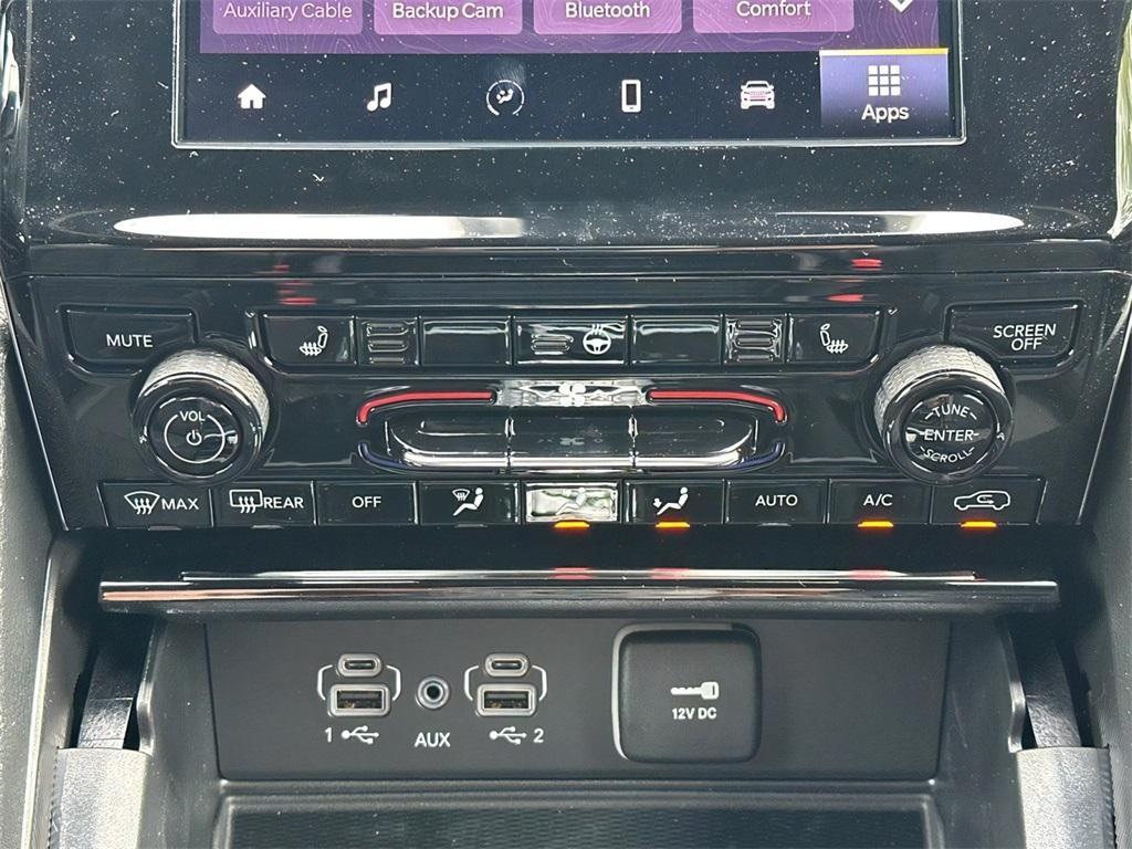 new 2025 Jeep Grand Cherokee car, priced at $40,970