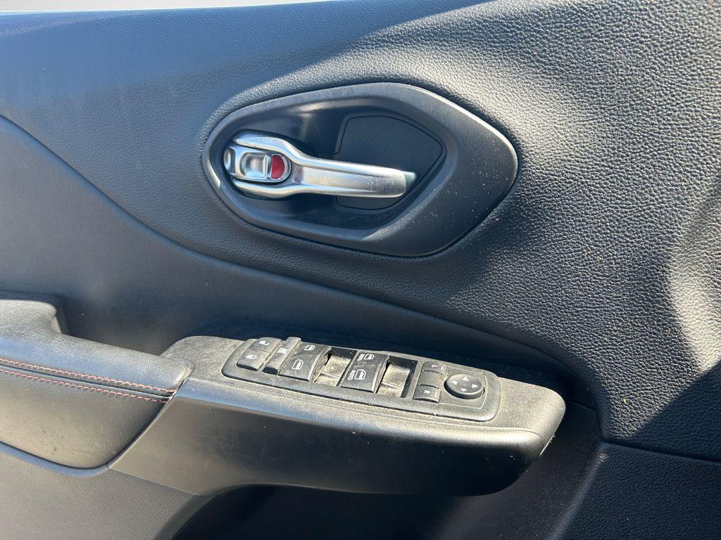 used 2019 Jeep Cherokee car, priced at $16,898