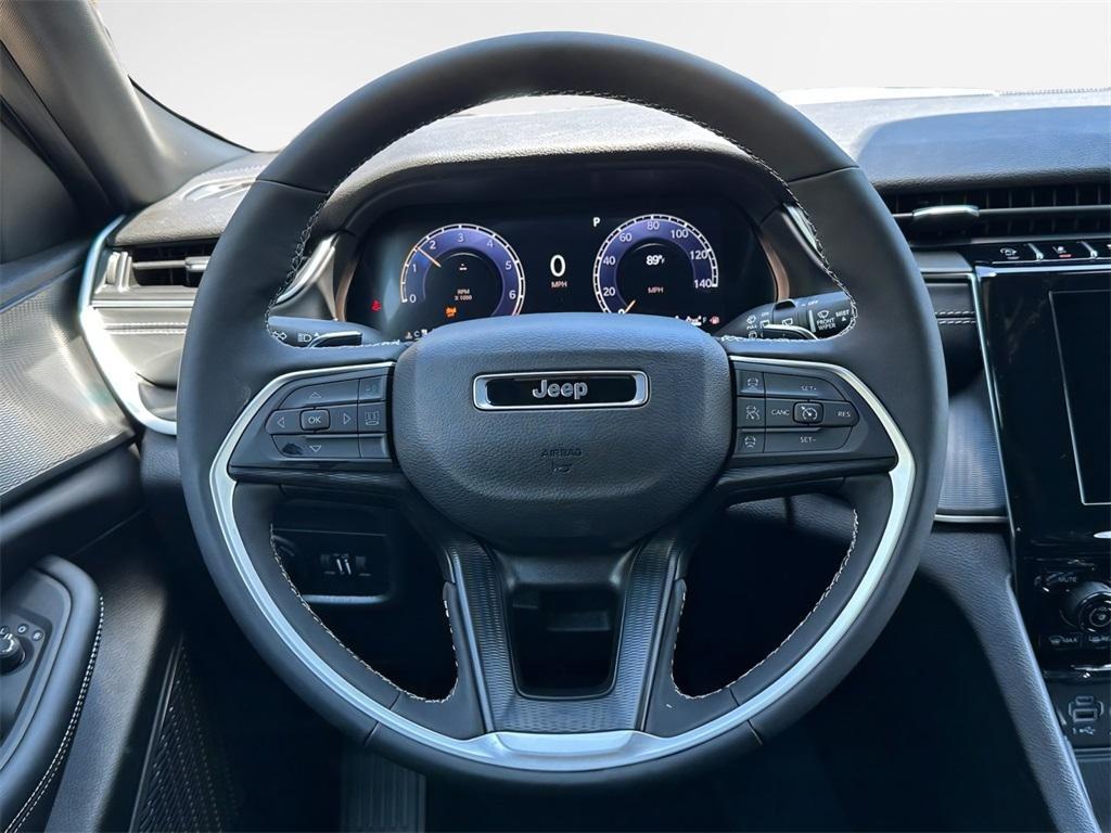 new 2025 Jeep Grand Cherokee car, priced at $36,680