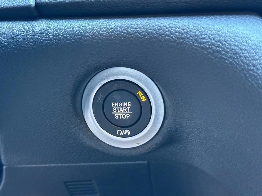 new 2026 Chrysler Pacifica car, priced at $40,948