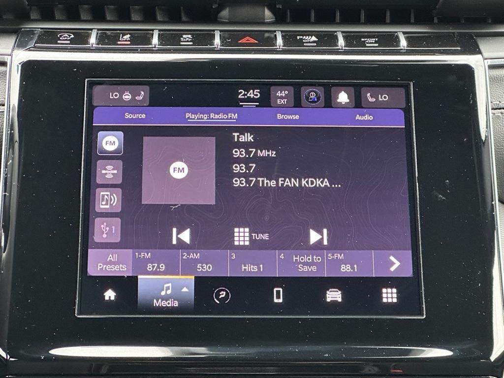 new 2025 Jeep Grand Cherokee car, priced at $38,652