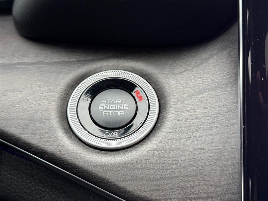 new 2025 Jeep Grand Cherokee car, priced at $55,364