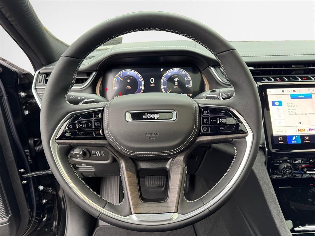 new 2025 Jeep Grand Cherokee car, priced at $55,364