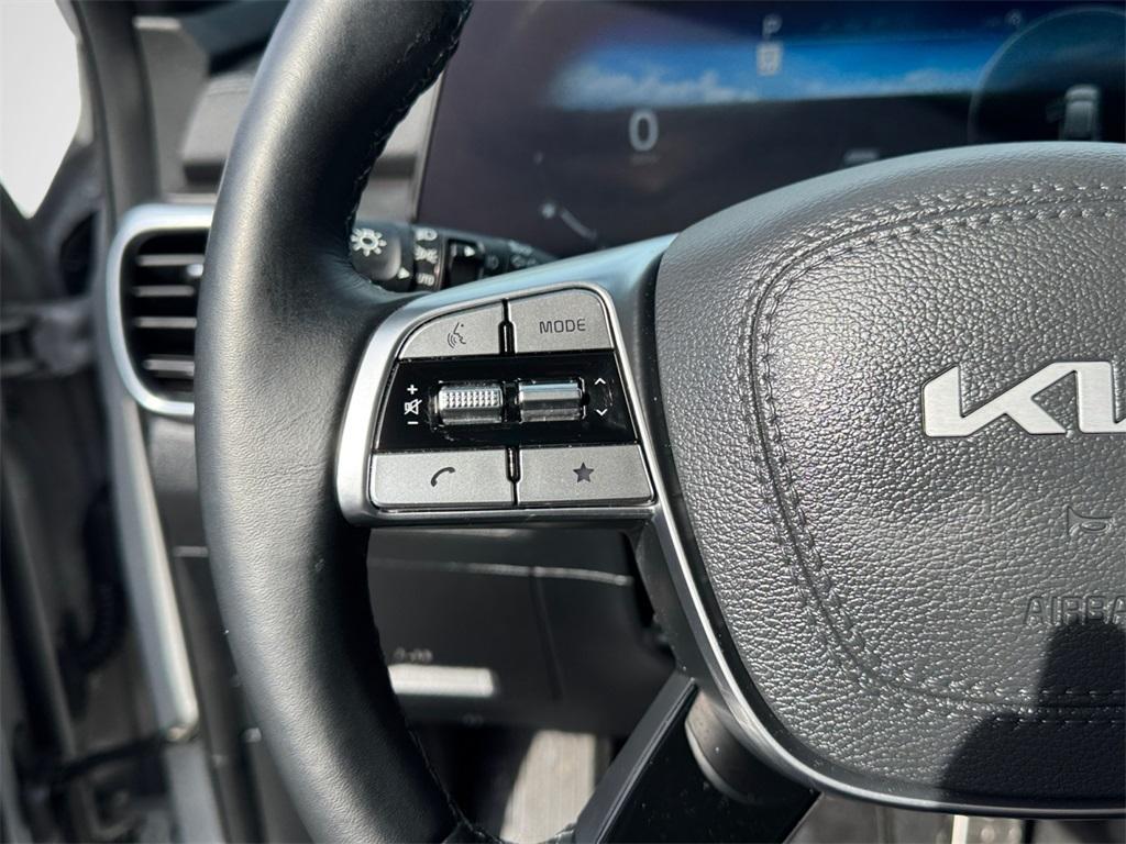 used 2025 Kia Telluride car, priced at $42,987