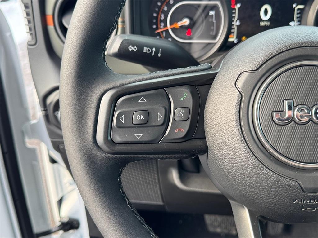 new 2026 Jeep Gladiator car, priced at $57,412