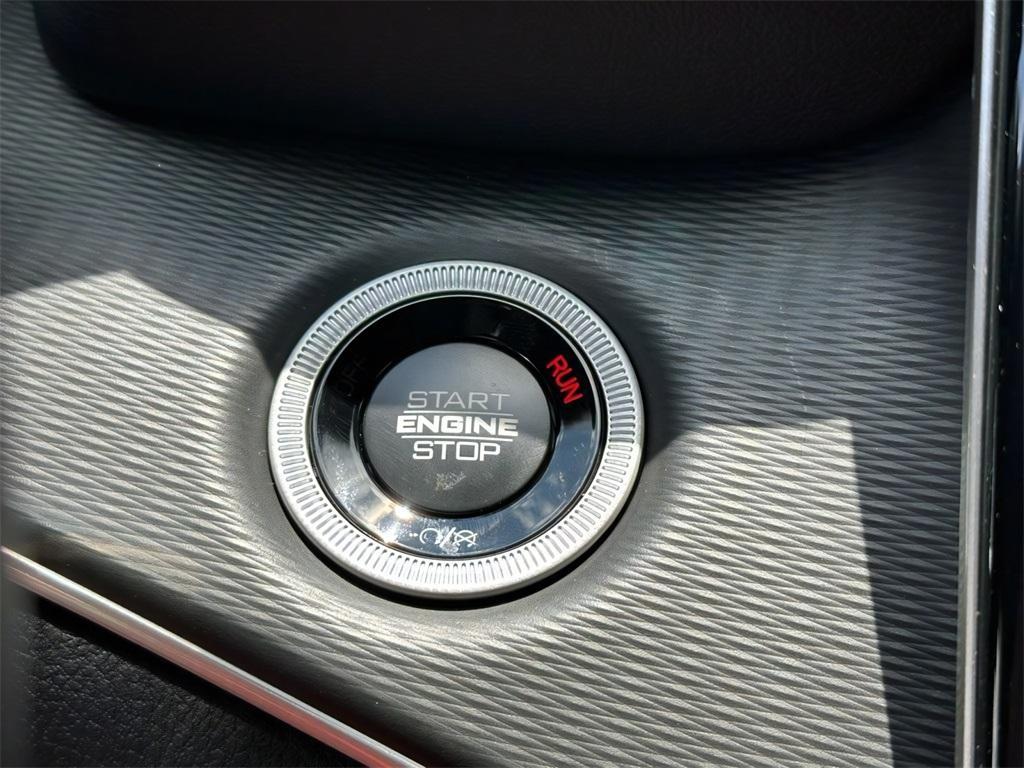 new 2025 Jeep Grand Cherokee L car, priced at $39,165