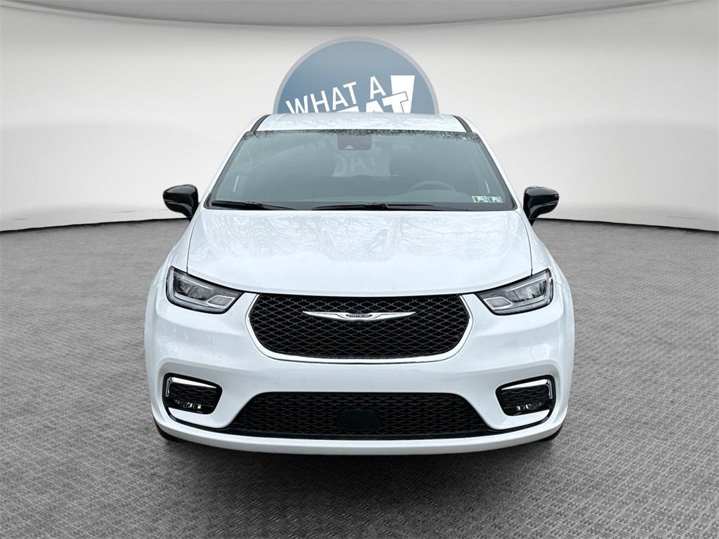 new 2026 Chrysler Pacifica car, priced at $37,999