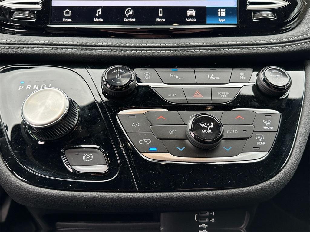 new 2026 Chrysler Pacifica car, priced at $37,999