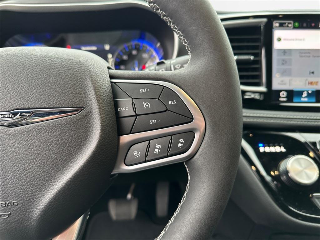 new 2026 Chrysler Pacifica car, priced at $37,999