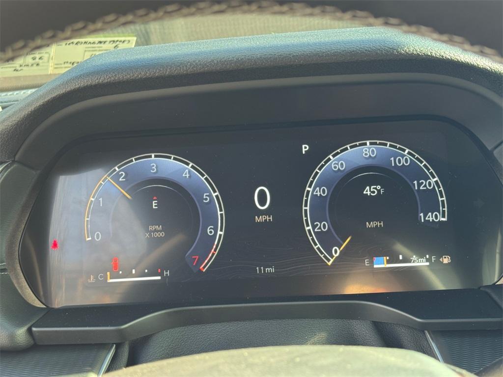 new 2025 Jeep Grand Cherokee car, priced at $38,805