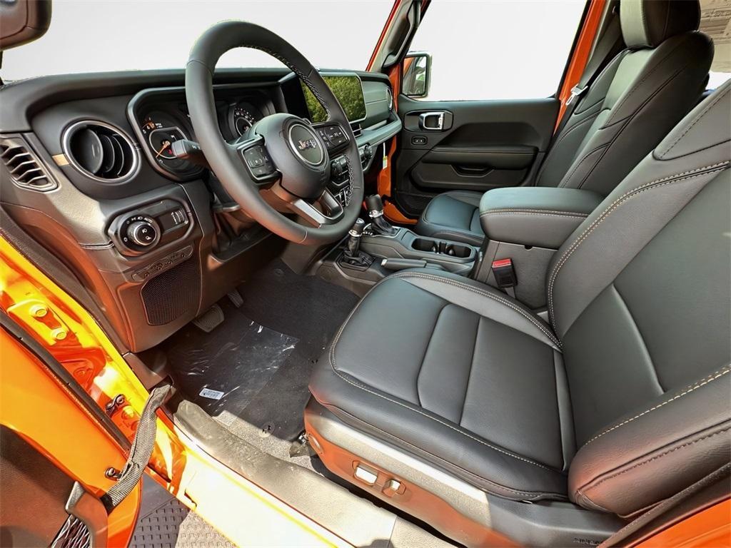 new 2025 Jeep Gladiator car, priced at $41,297