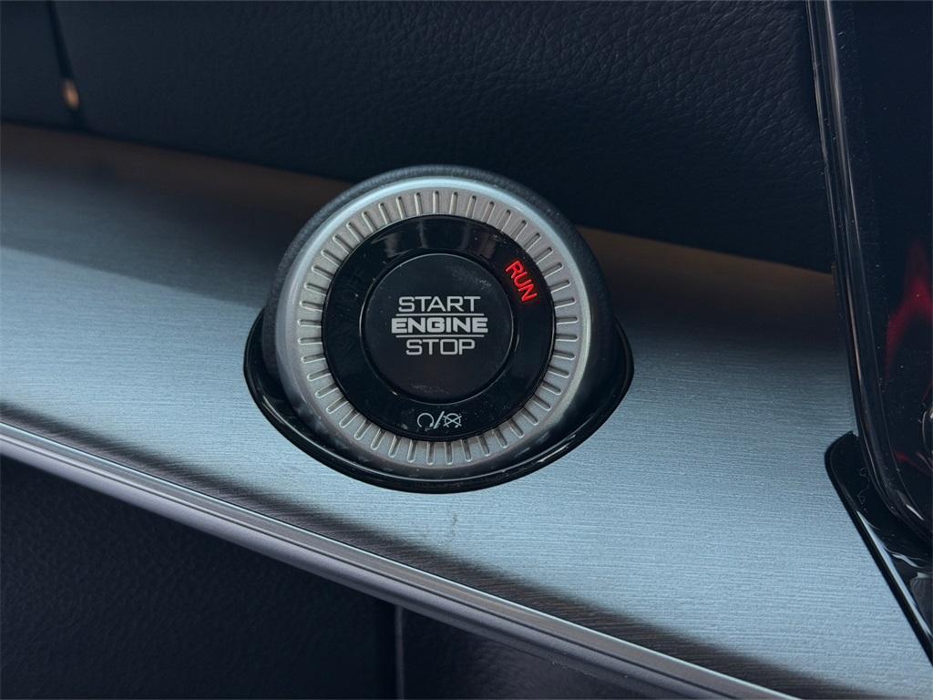 new 2026 Jeep Grand Wagoneer car, priced at $72,974