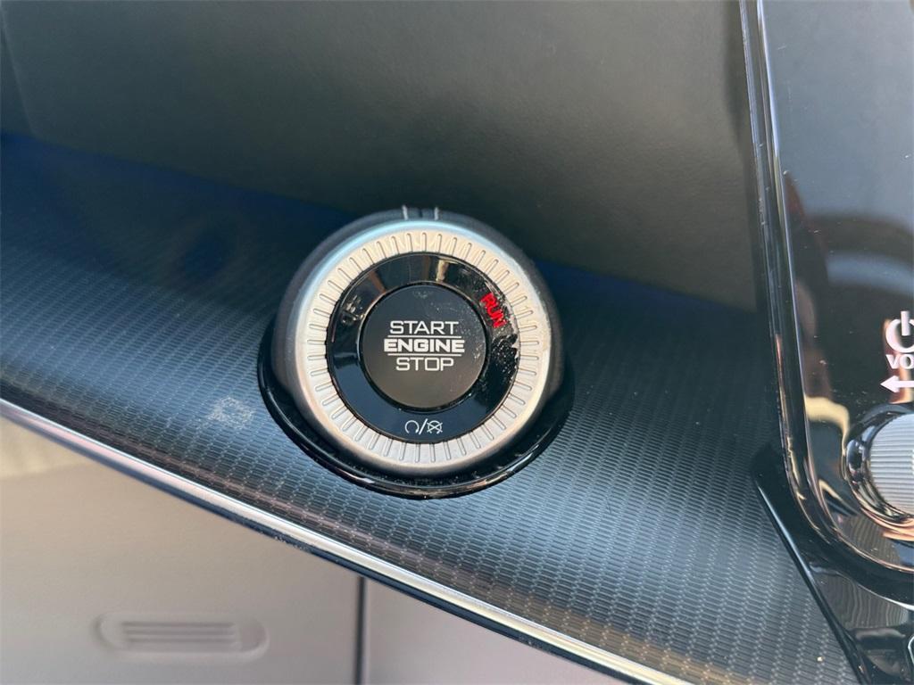 new 2026 Jeep Grand Wagoneer car, priced at $93,539