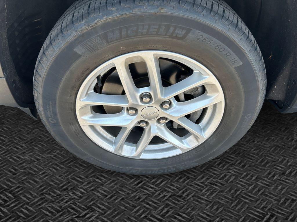 used 2023 Jeep Grand Cherokee L car, priced at $31,578
